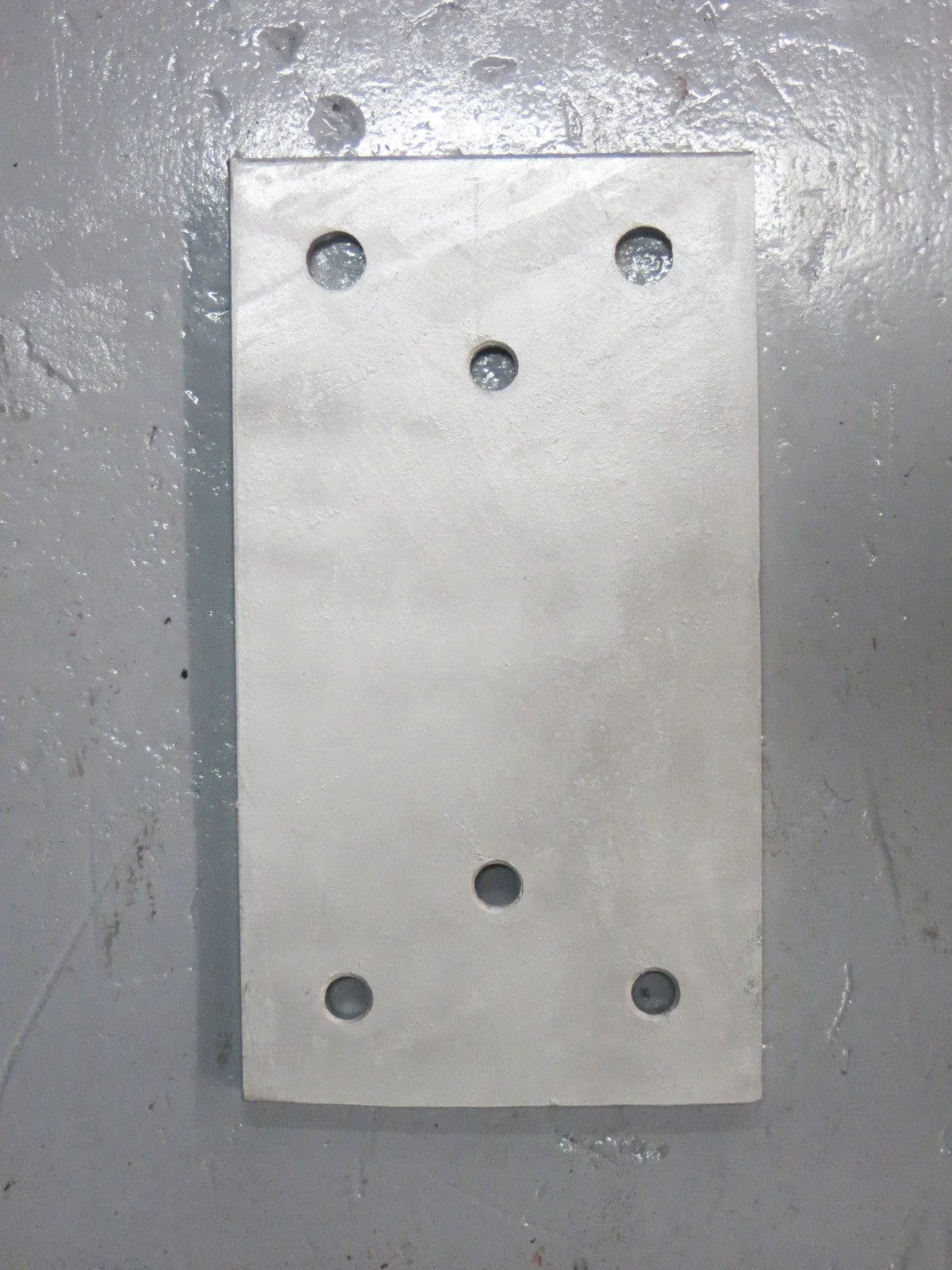 Back Plate – 450 x 250 x 15 mm (Galvanized, for 450 mm Bumpers)