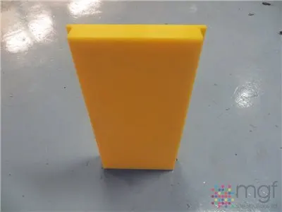 UHMWPE Front Plate – 450 x 250 x 50 mm