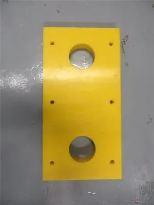 UHMWPE Front Plate – 410 x 210 x 35 mm