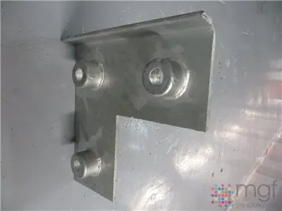 Front Plate for L-Shaped Bumpers – 440 x 440 x 62 mm (Galvanized)