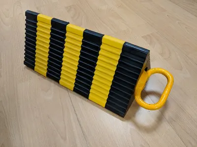 Yellow/Black Aircraft Wheel Chock – 175 x 366 mm (150 mm high)