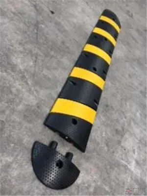 Speed Bump / Traffic Calmer – Centre Section – 1830 x 300 x 50 mm