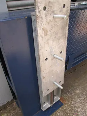 Spring-Loaded Sliding Back Plate – 965 x 250 x 66 mm (for 750 mm Bumpers)